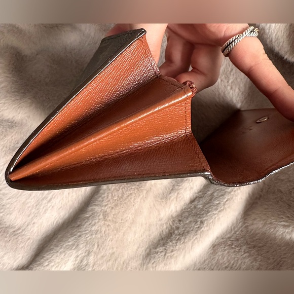 🧸🎀✨Authentic Vintage Louis Vuitton Sarah Wallet with Hand Painted Teddy Bear - Picture 10 of 16